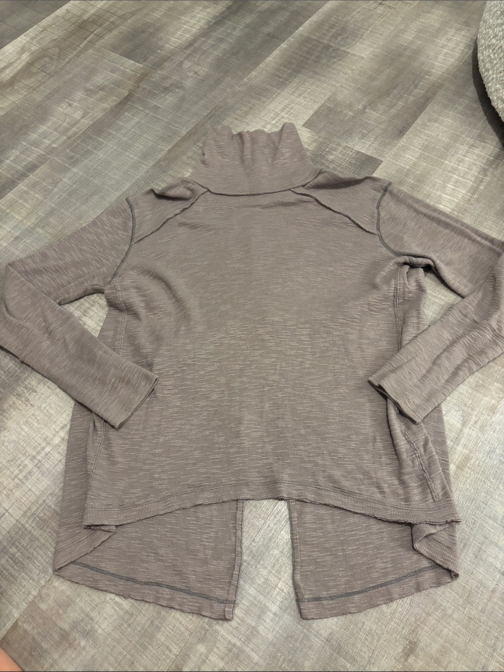 Soft Long-Sleeve Turtleneck Tunic in Light Taupe